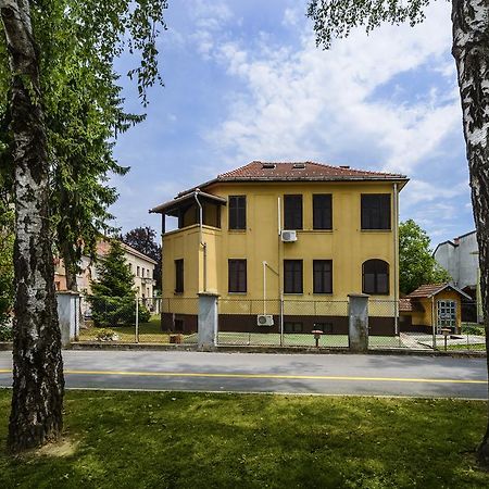 Vila Regina Rooms Karlovac Exterior foto