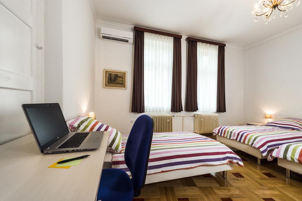 Vila Regina Rooms Karlovac Exterior foto